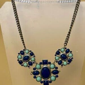 Collier statement argenté – tons bleu nuit & vert d’eau